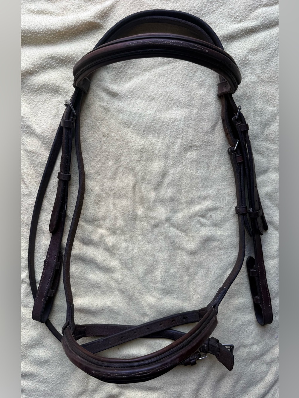 Horse sized fancy stitch bridle